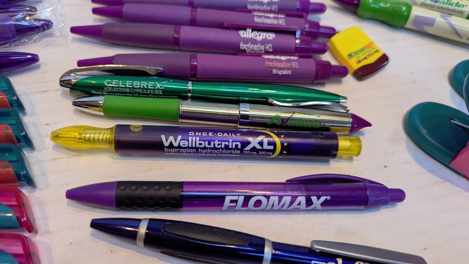 Massive Vintage Pharmaceutical Drug Rep Advertising Pen Lot Of 99 – Ambien