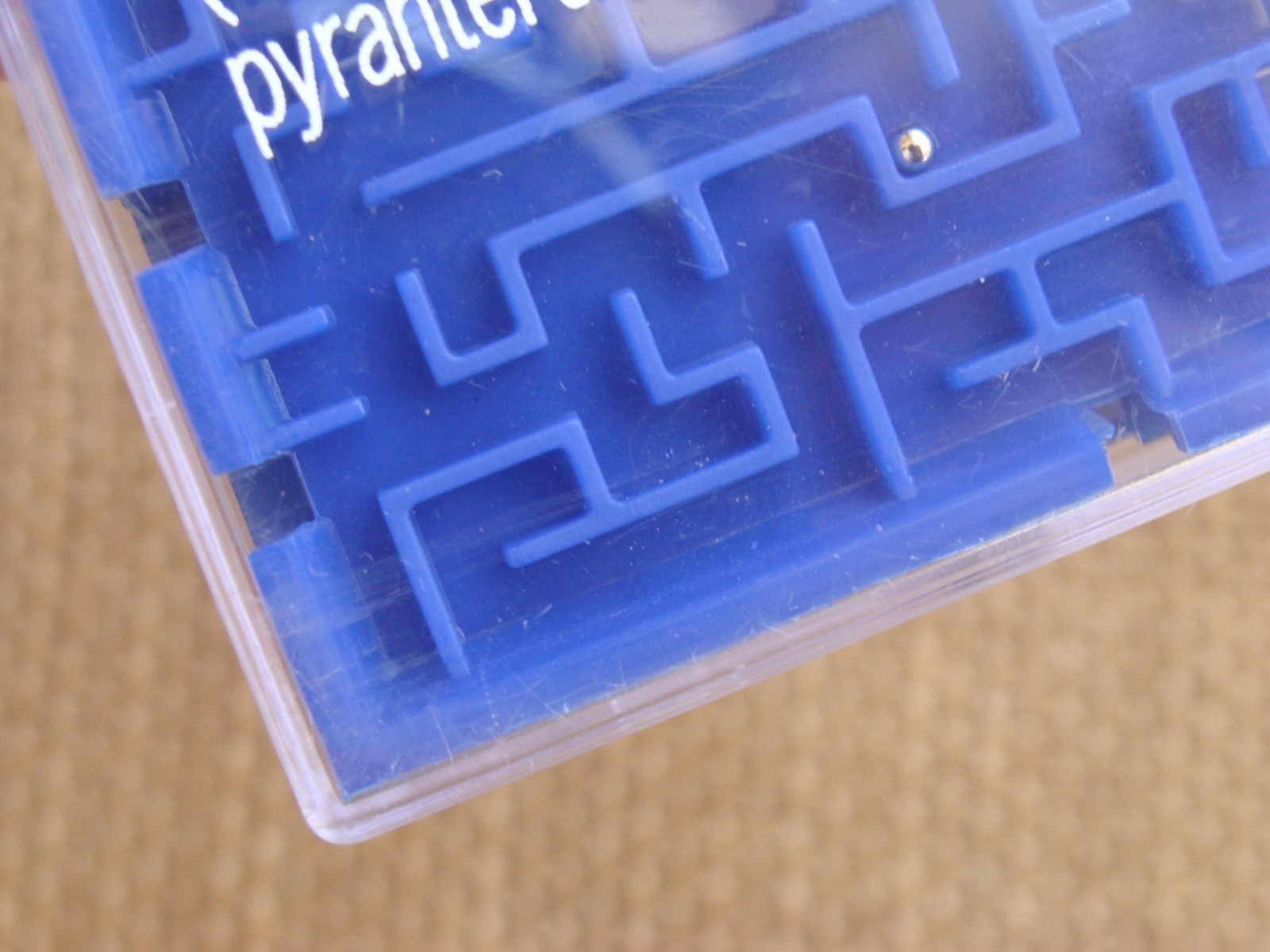 Nexgard Plus maze toy pharmaceutical promotional material – 2 5/8″