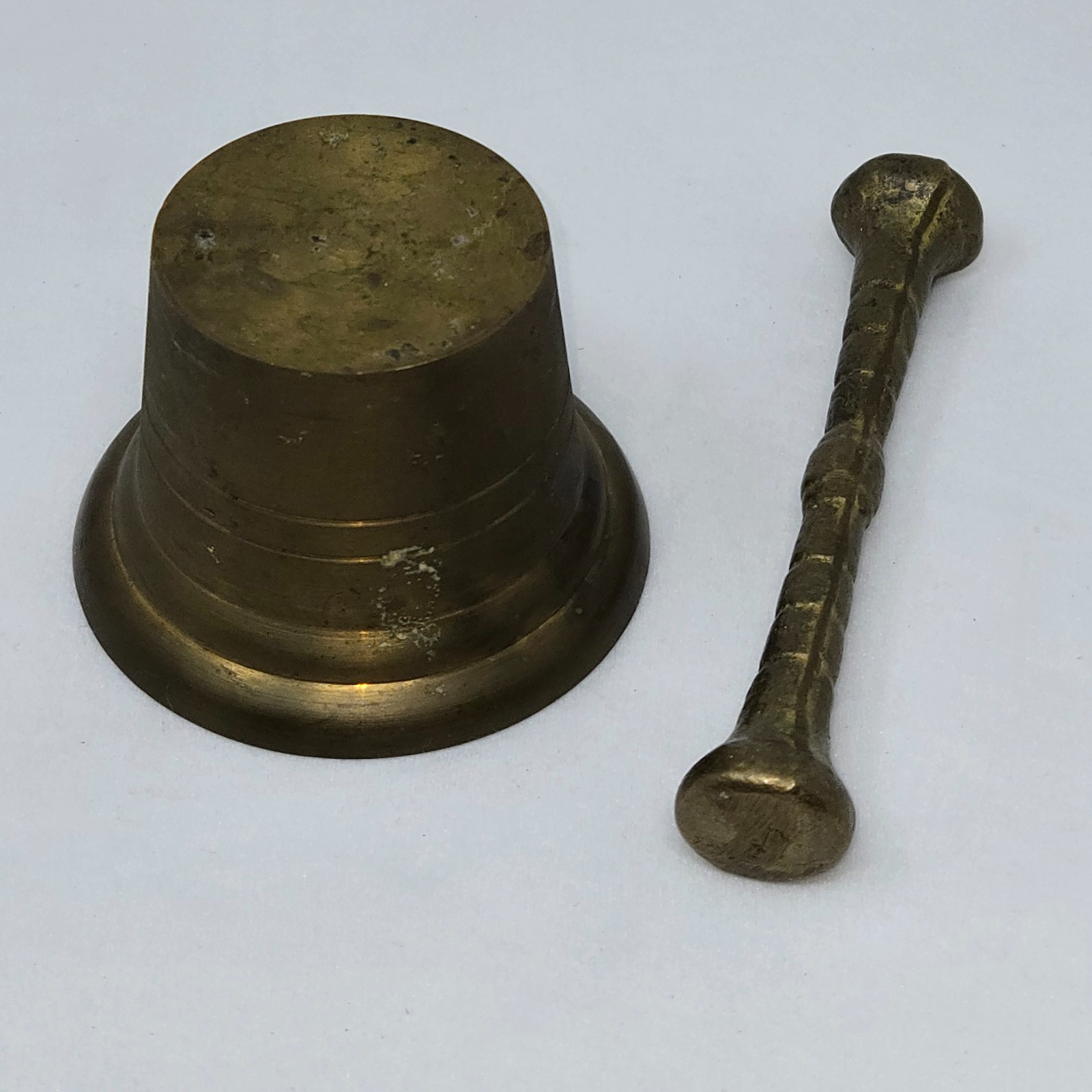 VINTAGE SOLID BRASS APOTHECARY PHARMACY SMALL MORTAR & PESTLE