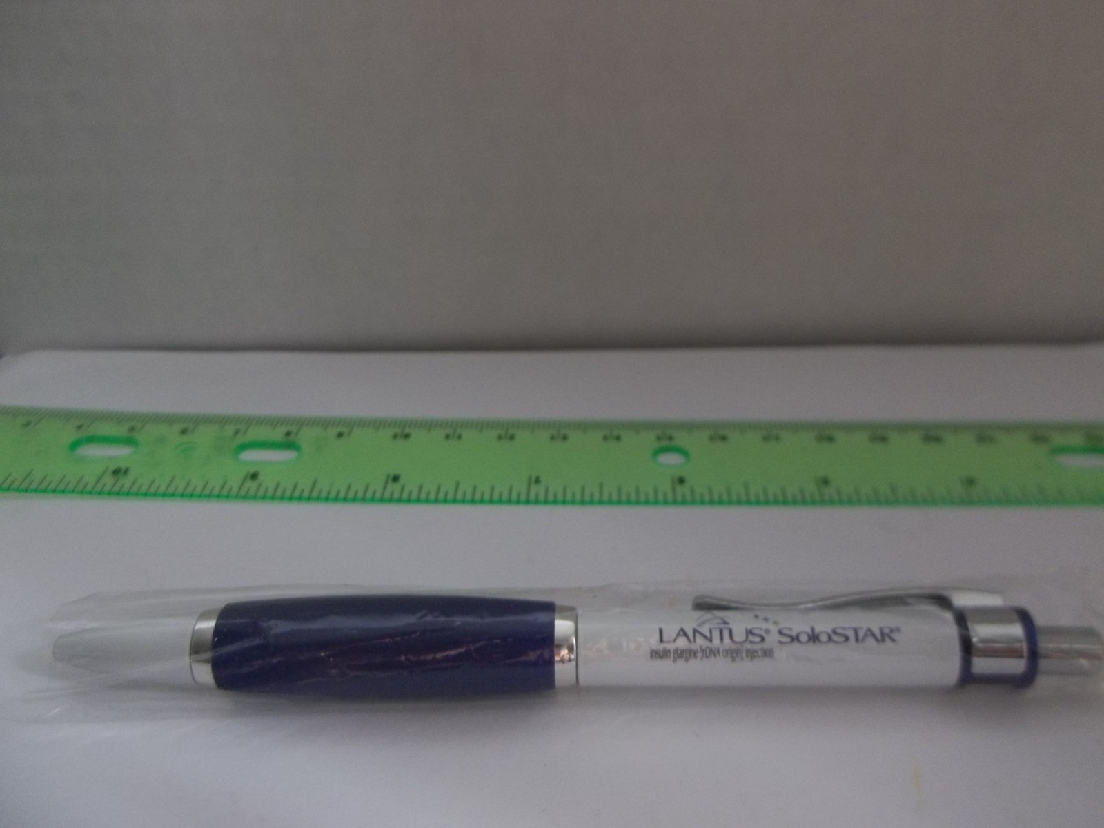 Promotional Pharma Pen NOS – Mixed Metal/Plastic Medium Weight – LANTUS SOLOSTAR