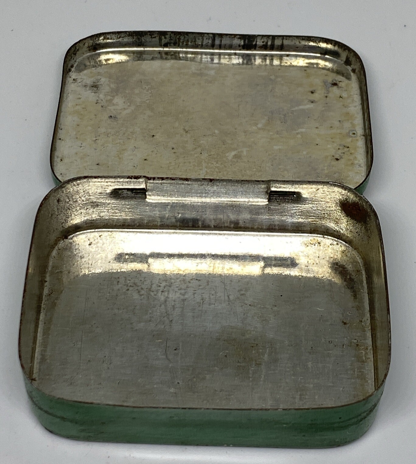 Antique 1930’s Bullard First Aid Pocket Packet Tin Kit & Four Smelling Salts