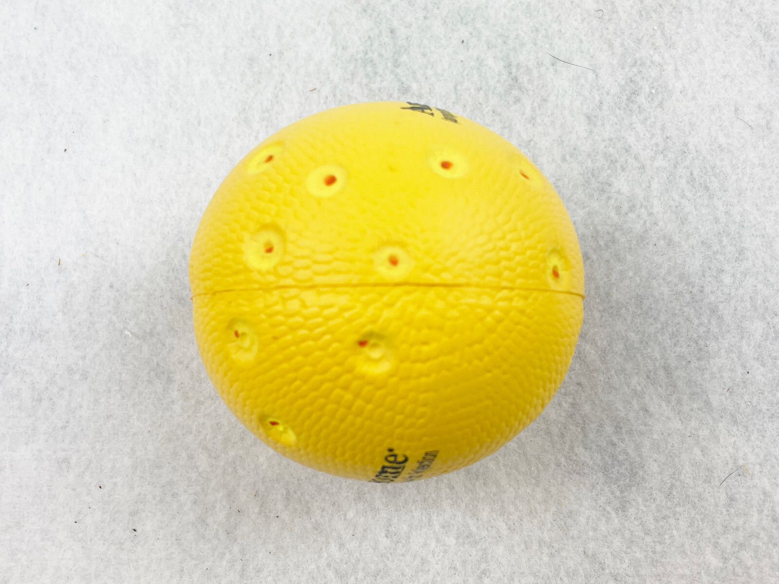 AM BISOME STRESS BALL PHARMACEUTICAL COLLECTIBLE – YELLOW