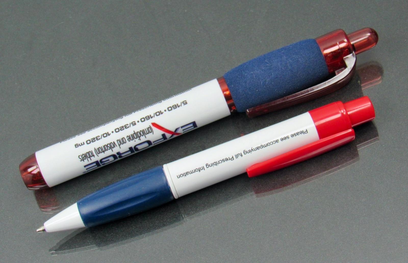 Exforge Lot PEN + Penlight Drug Rep Pharmaceutical Promo Medical Advertising