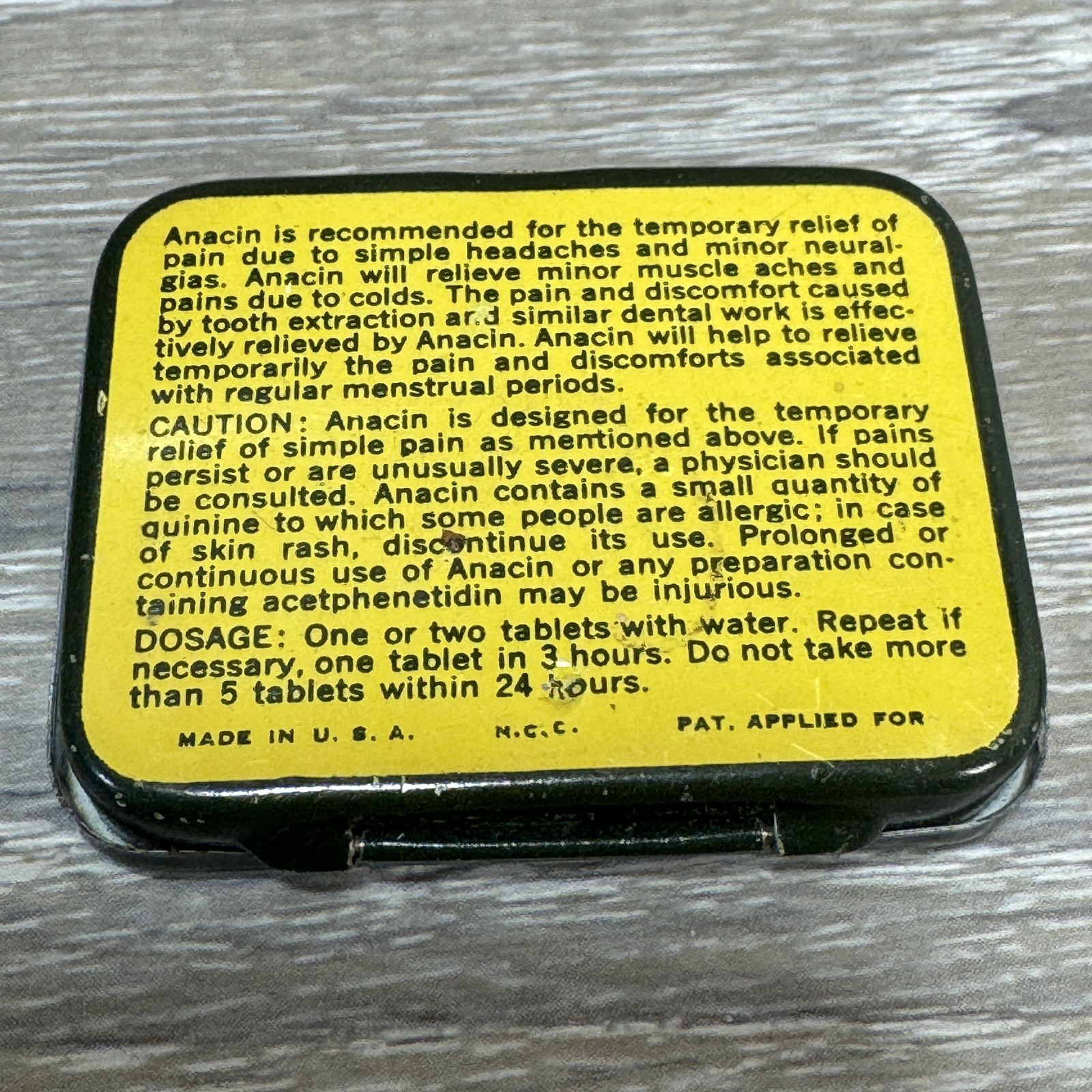 Vintage Anacin Twelve Tablets Empty Pocket Tin Advertising USA Jersey City NJ