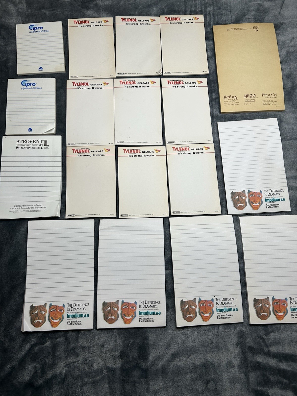 Lot of 18 Pharmaceutical Drug Memo Note Pads – Medicine – Advertising