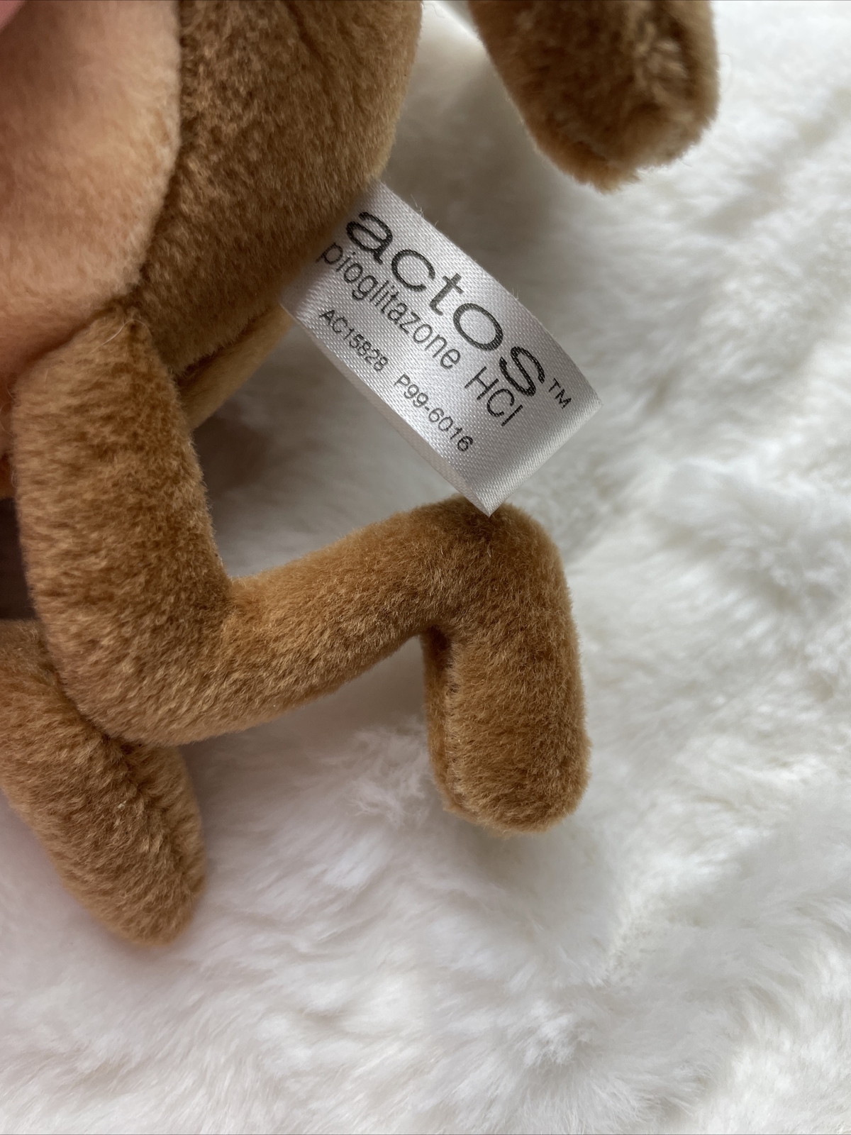LIVER ACTOS PLUSH MEDICAL BEANYSCIENCE & MEDICAL COLLECTIBLE/ TAGS