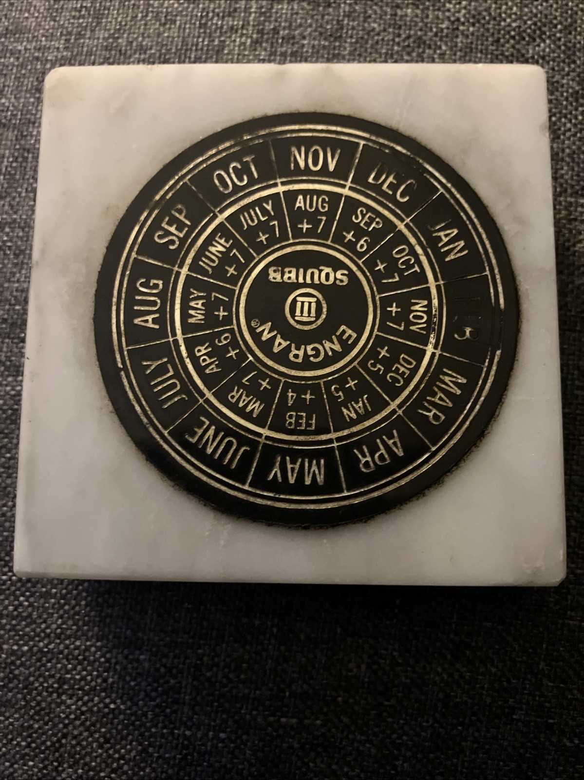 MARBLE VINTAGE RARE ENGRAN SQUIBB PHARMACEUTICAL CALENDAR ( Square ) MED TOOL