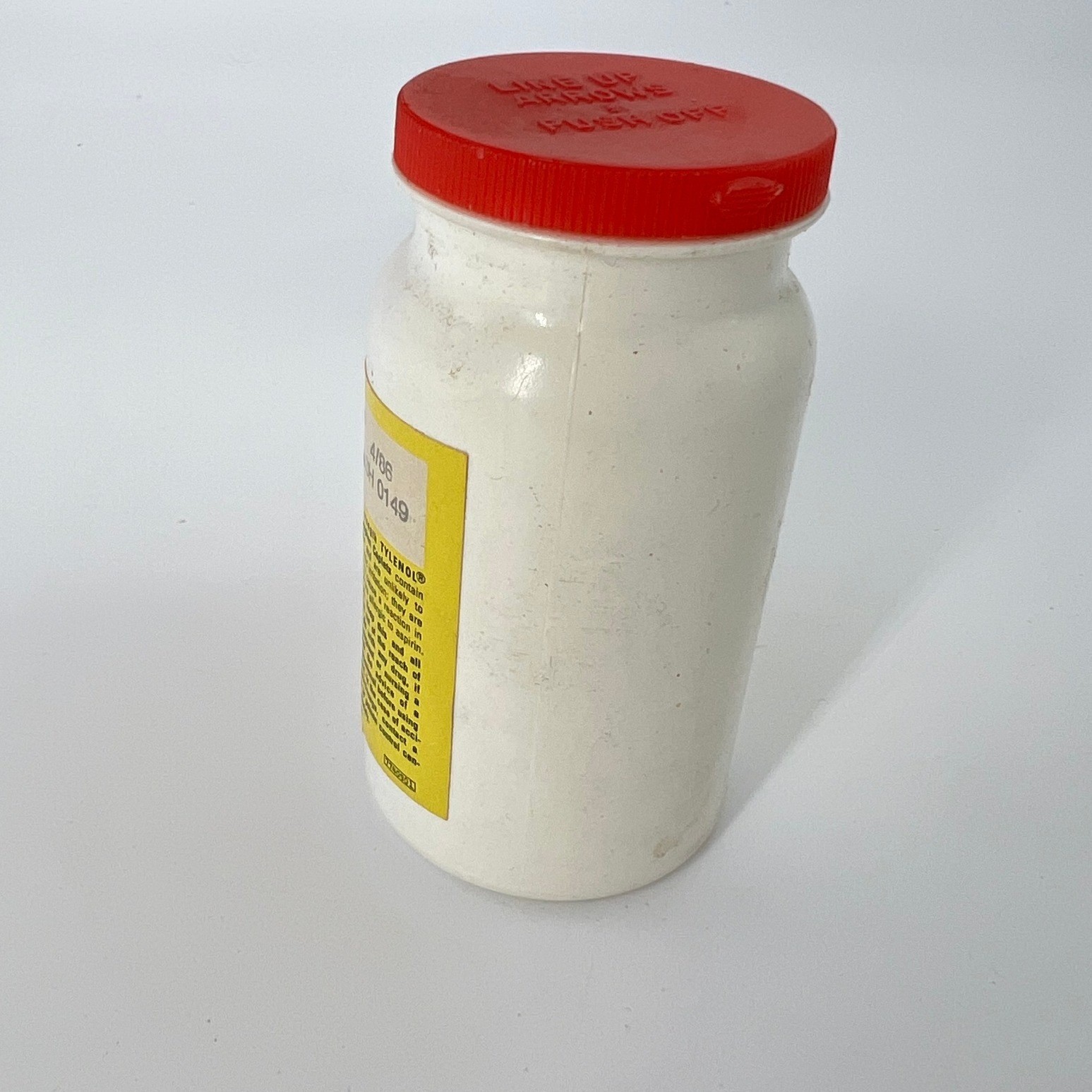 Vintage 1980s Extra Strength Tylenol Bottle Medical Pharmacy Display 1986 Prop