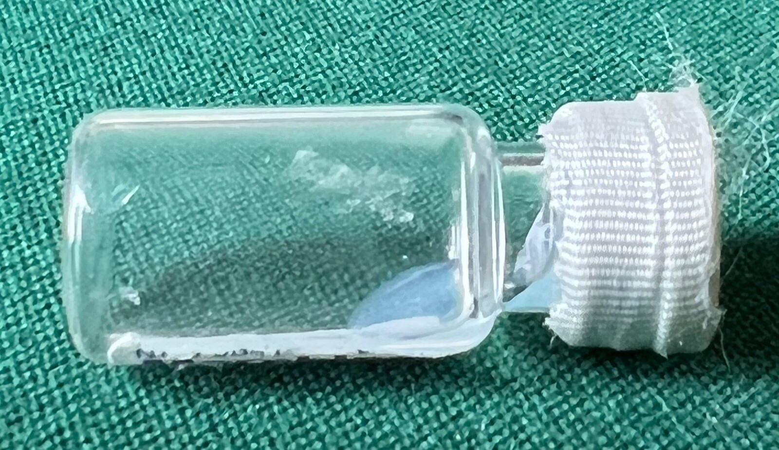 vtg empty clear vial for display #4