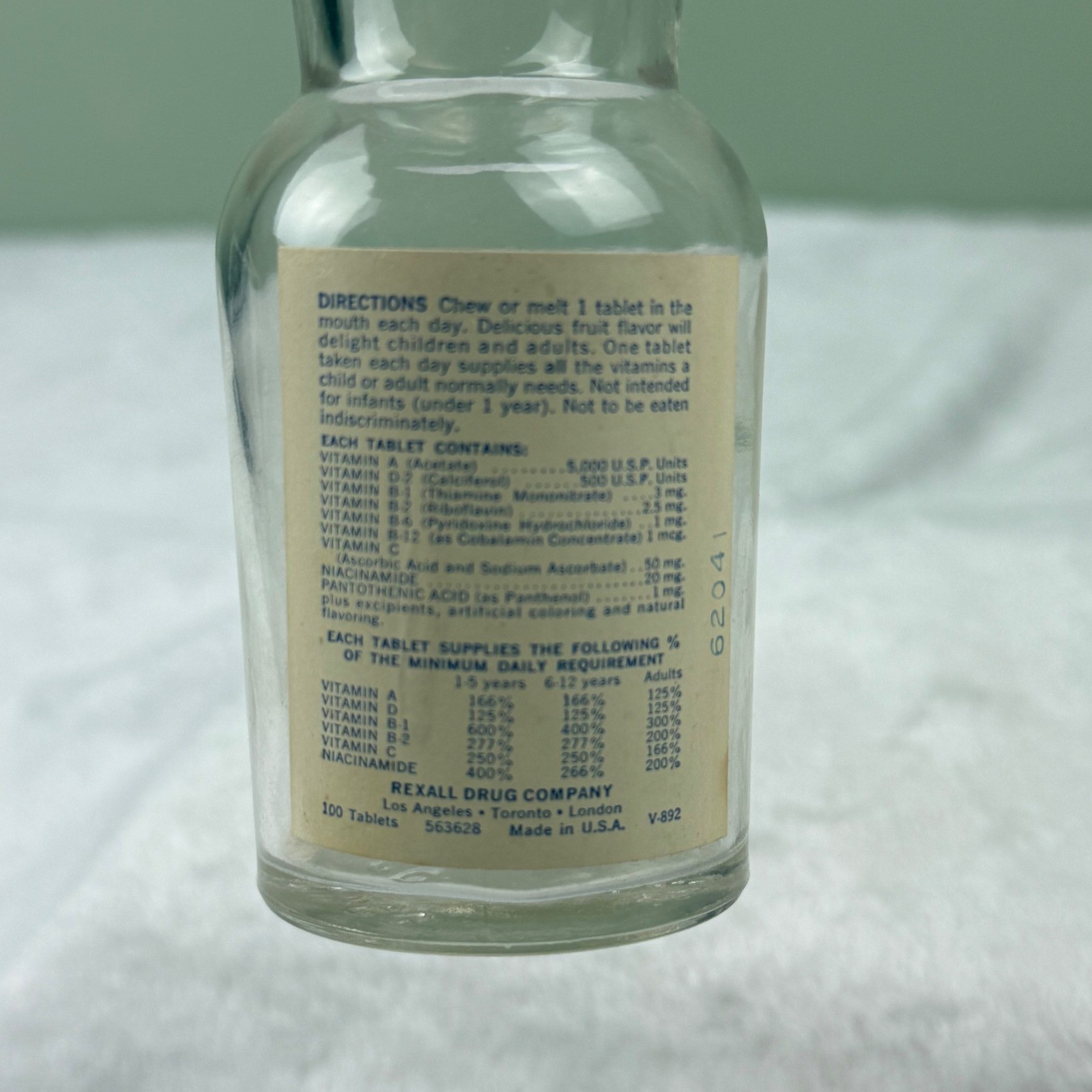 Vintage Rexall MinuteMan Childrens Chewable Multiple Vitamins Glass Bottle 4.5″