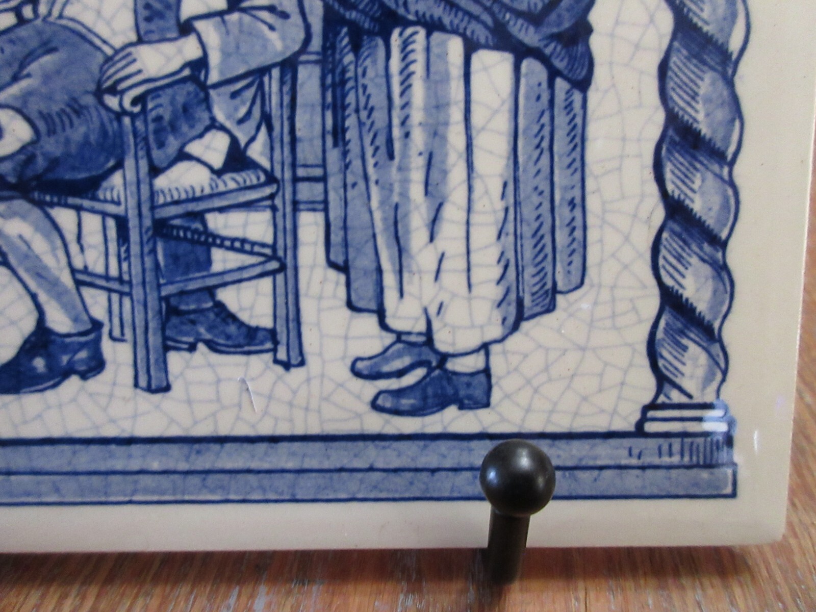 1986 DELFT HOLLAND LTD Ed BURROUGHS WELLCOME CO. TILE 17th Century PHARMACIST