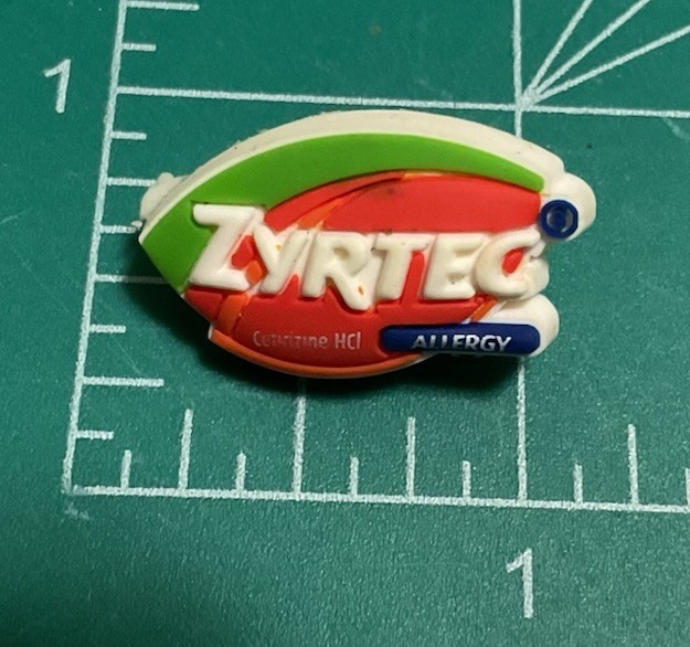 Zyrtec Allergy Patent Medicine Logo Pin Rubber Rare Advertising AA14