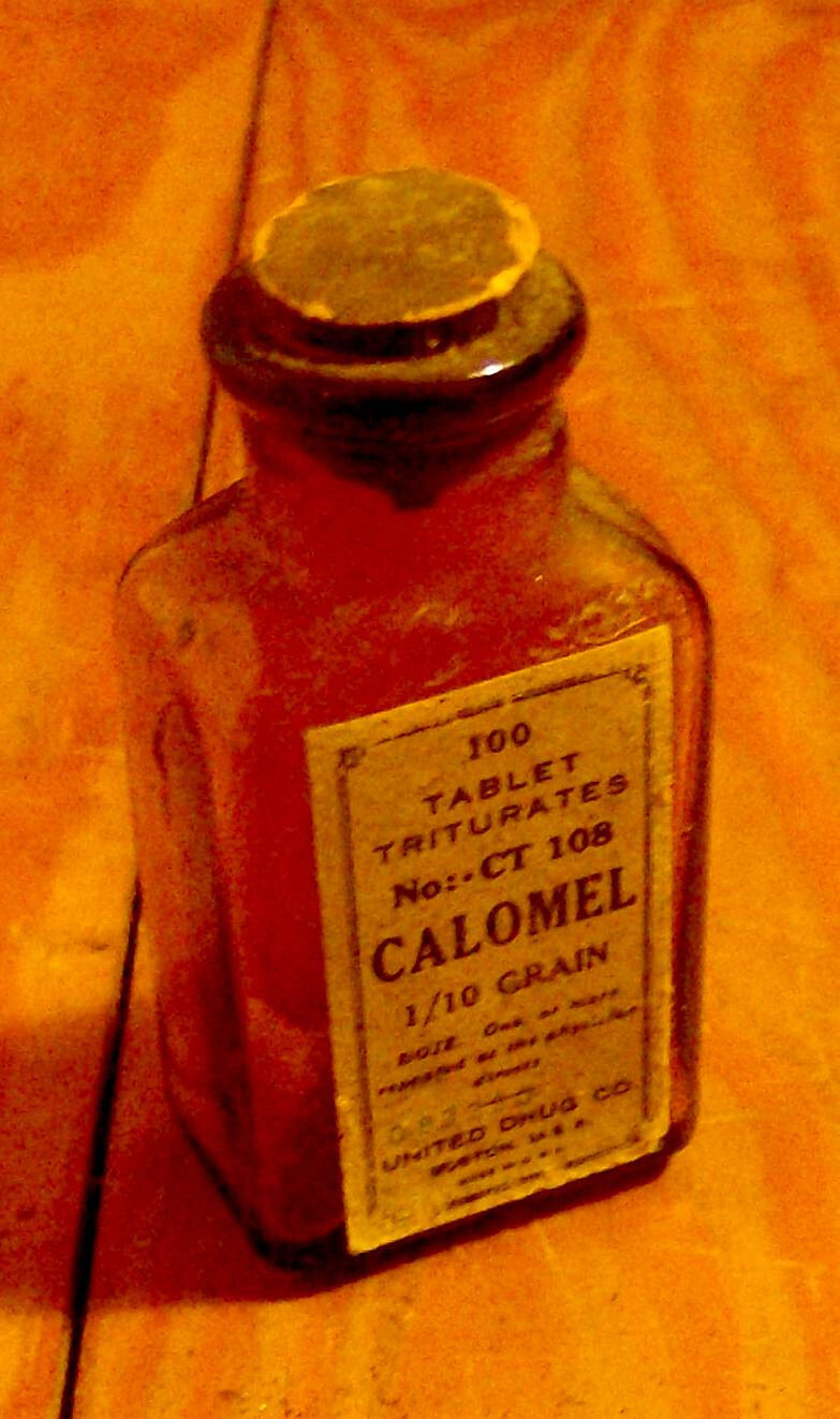antique 1920s UNITED DRUG CO pharmaceutical glass bottle CALOMEL medical vintage