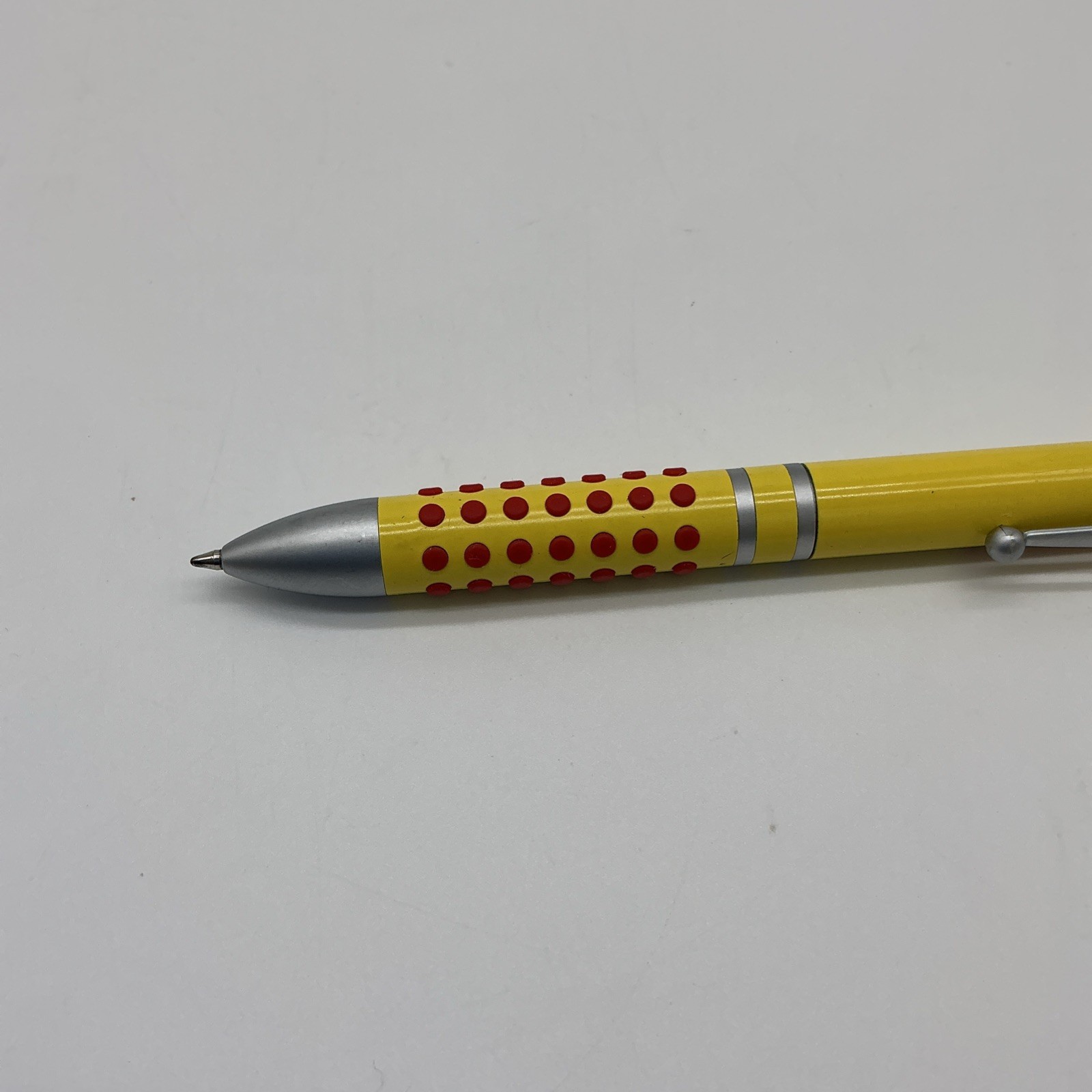 Aranesp Yellow Pharmacy Drug Rep Pen – Metal pen – Writes Black Ink