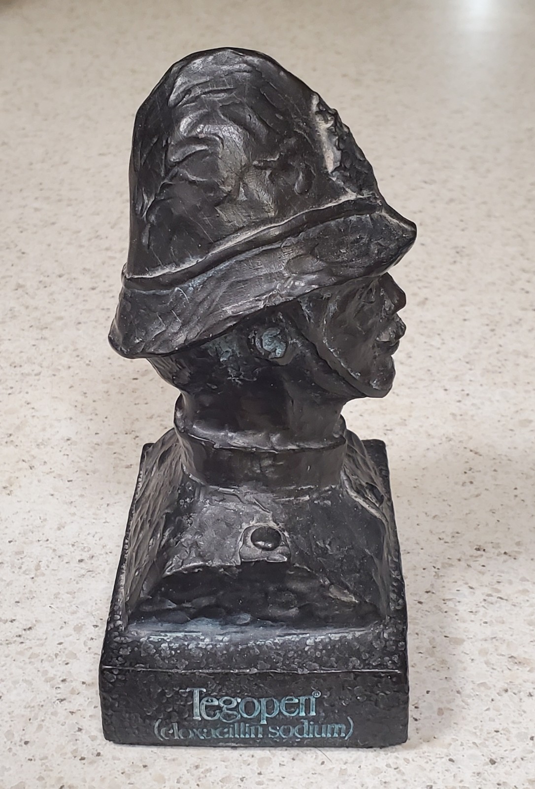 1977 Oxford Bobby Figure Bust Bristol Laboratories Tegopen Promo Statue (BX 32)