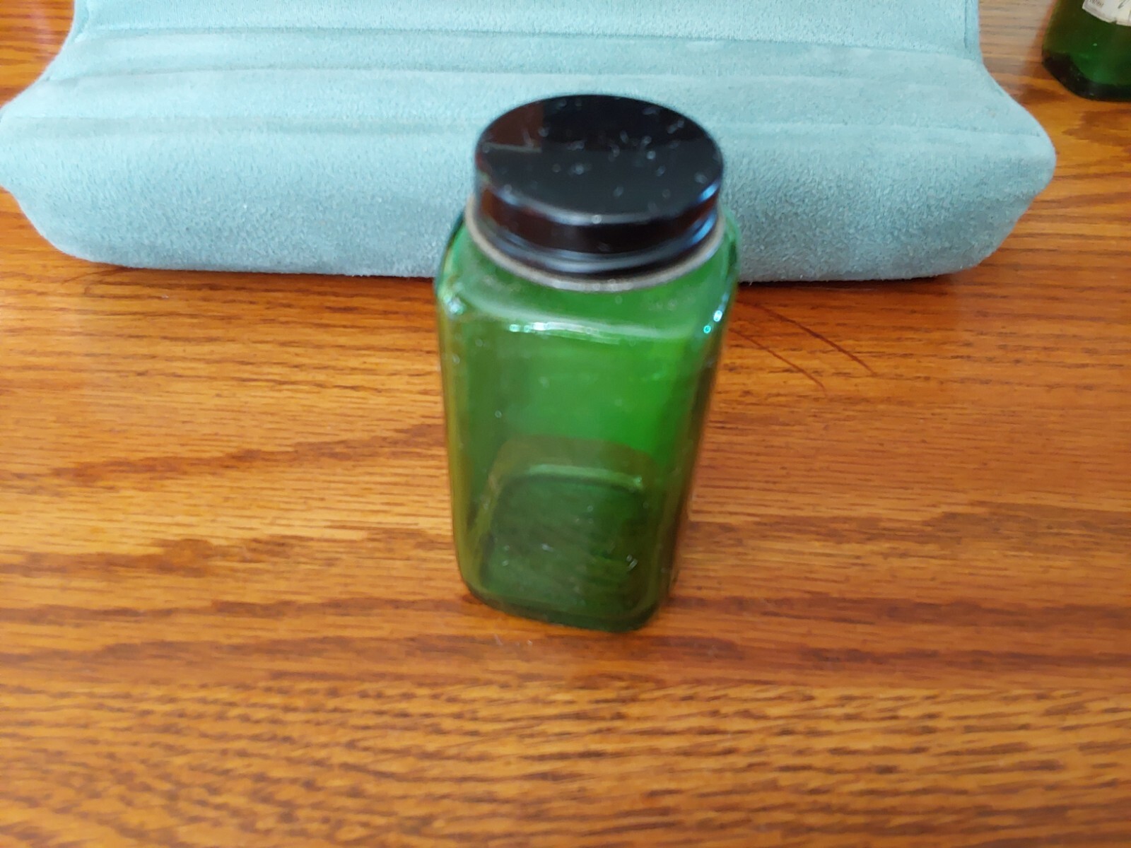 VTG Green Glass Prescription Bottle 1952 Brown Hoselton Int Falls, Minnesota