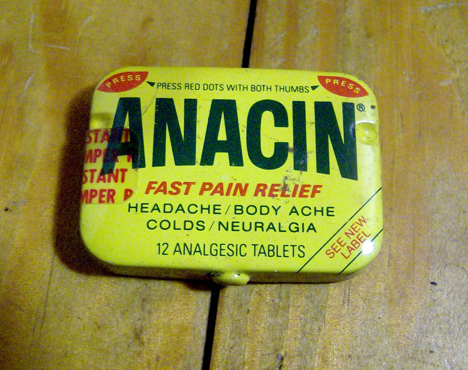 RARE vintage 1970s ANACIN pain relief SEALED TIN pill medical pharmaceutical