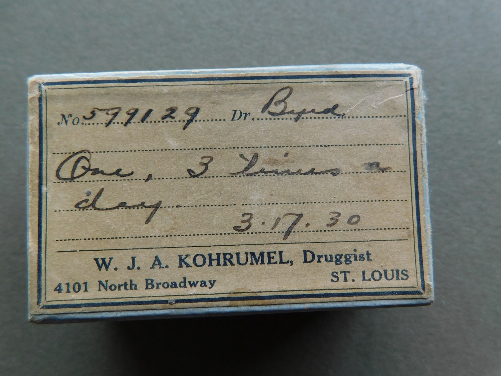 1930 Pill Box : W J A Kohrumel, Druggist : 4101 N Broadway, St Louis MO – Pharm