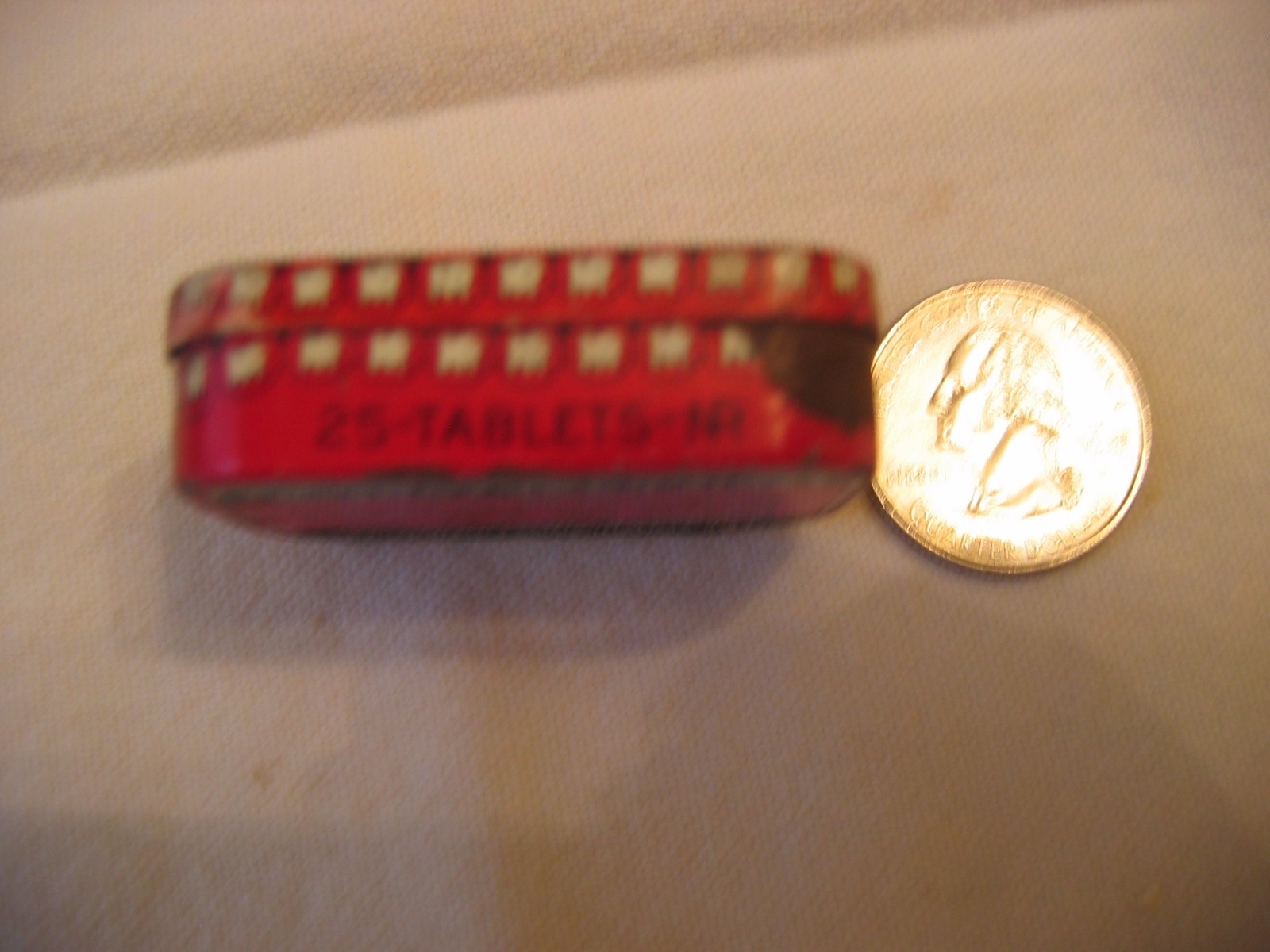 Vintage Tin NR NATURES REMEDY Laxative Tablets Lewis-Howe Co St Louis Missouri