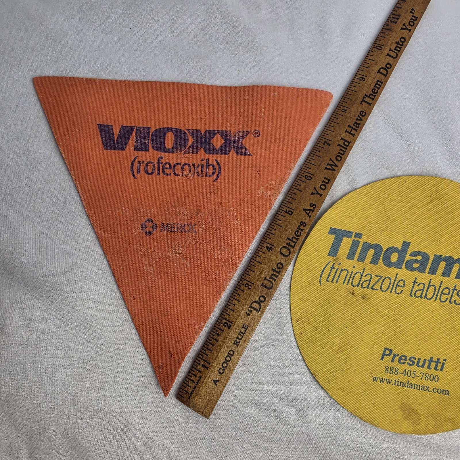 Lot Of 2 Promo Drug Rep Pharmaceutical Advertising Jar Grippers Vioxx Tindamax