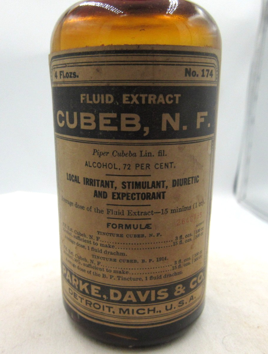 MM – 1890’s Parke, Davis & Co Detroit Mich CUBEB 4 3/4″ Amber Medicine bottle