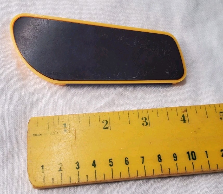 Vtg Xyzal Prescription Pharmaceutical Advertising Magnetic Clip fridge magnet