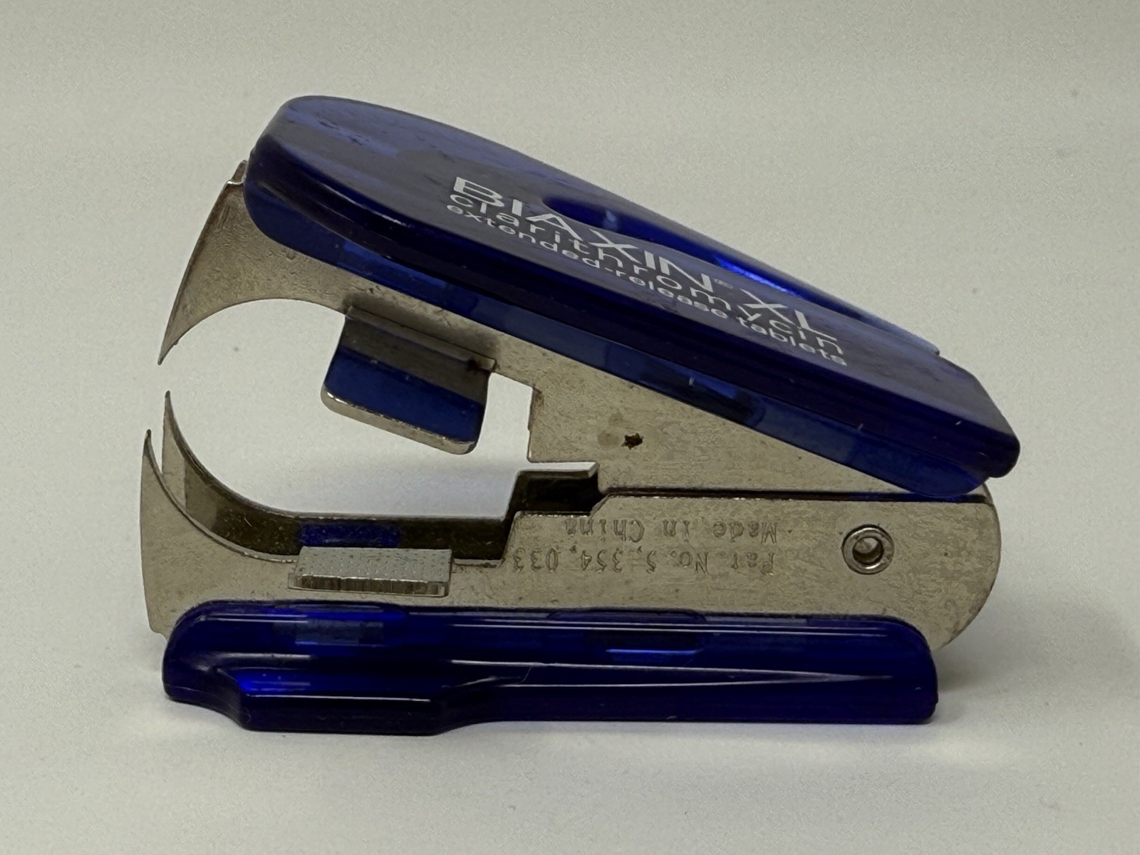 Biaxin XL Clarithromycin Staple Remover Letter Opener Pharmaceutical Rep Erkie