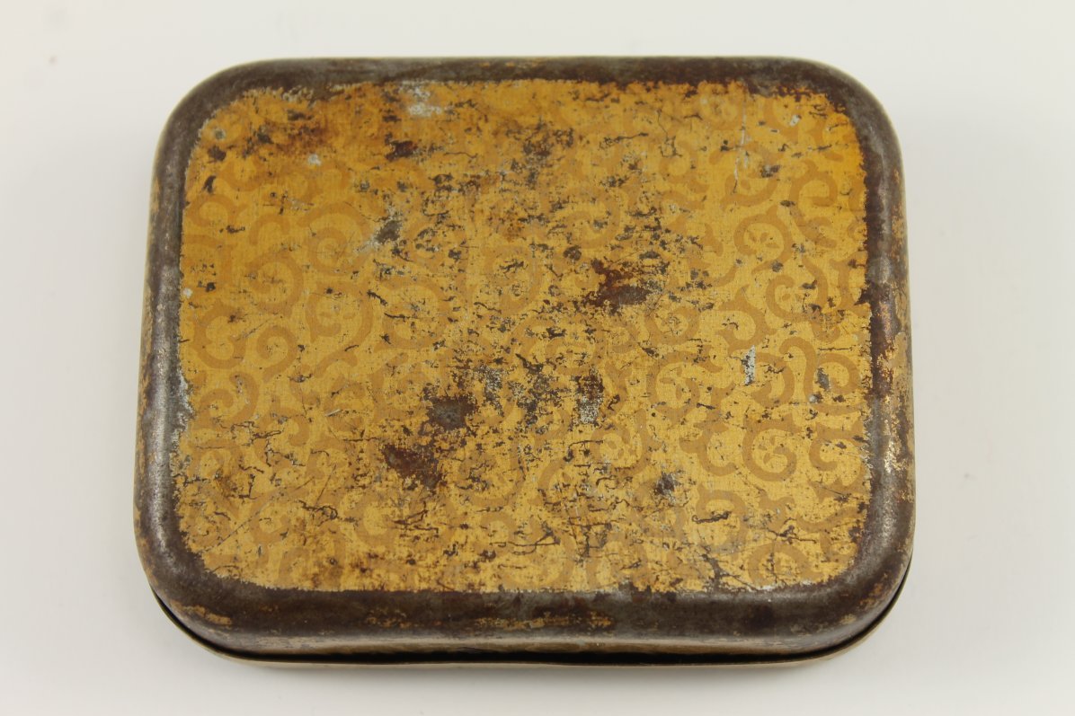 Antique German RISINETTEN Medical Pills Empty Tin Box 1940’s