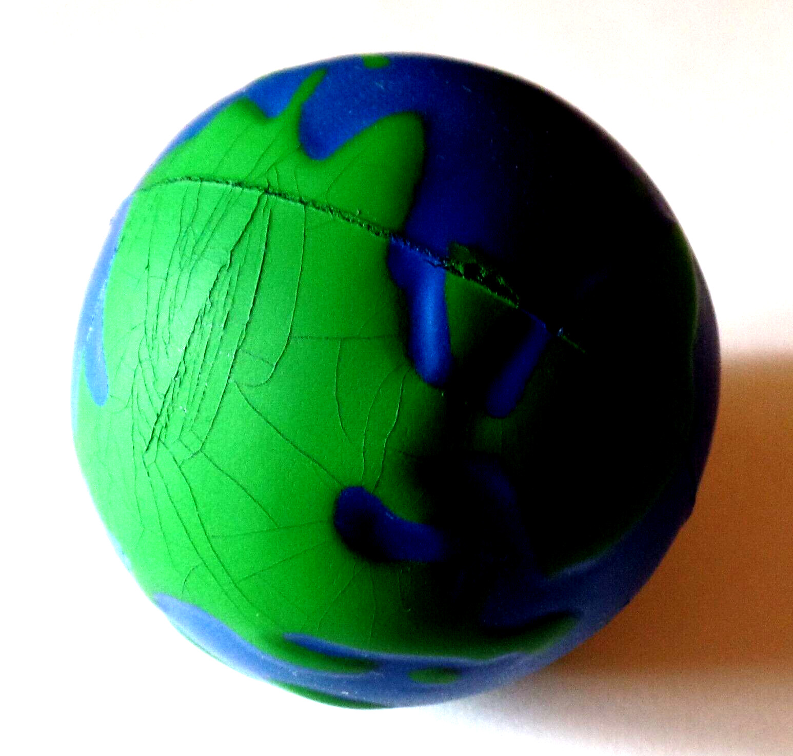 Over 25 Years Old Vintage MERCK TIMOPTIC-XE Promo Globe Stress Reliever Ball