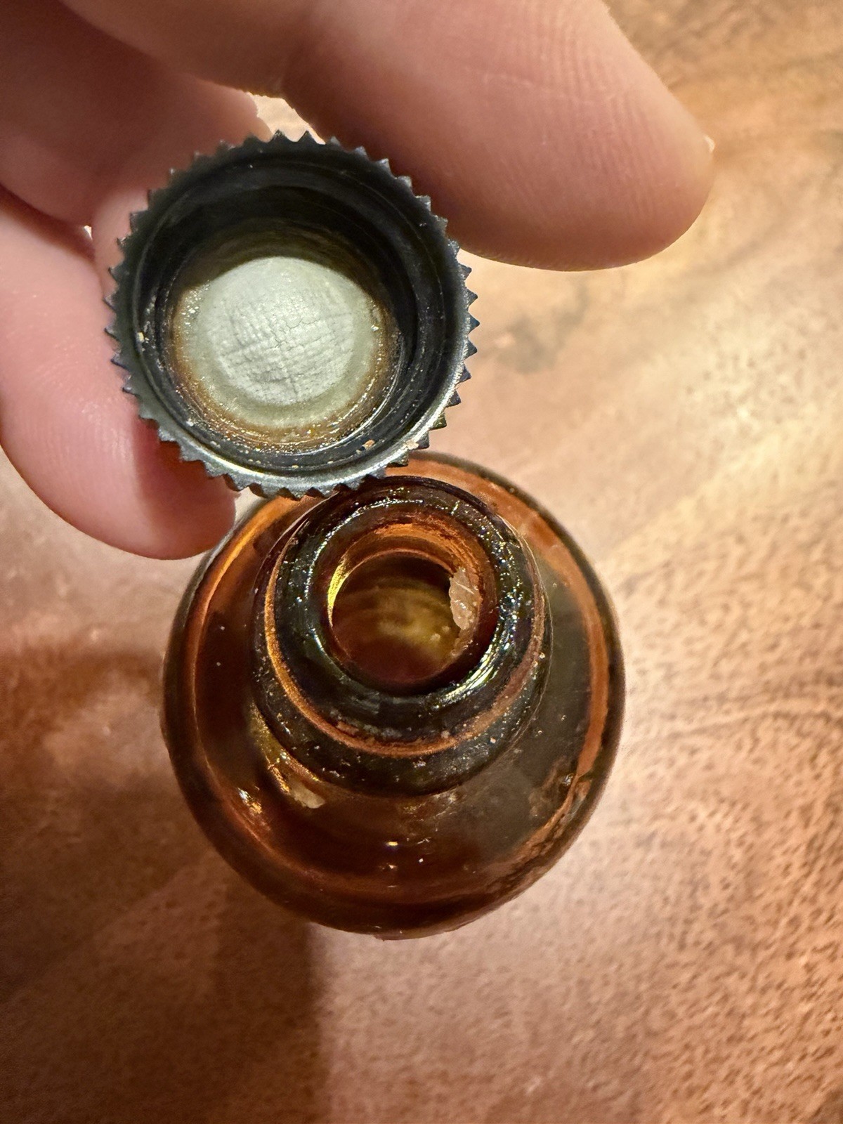 Vintage ZONITE Apothecary Amber Glass Bottle Antiseptic Germicide New Jersey s10