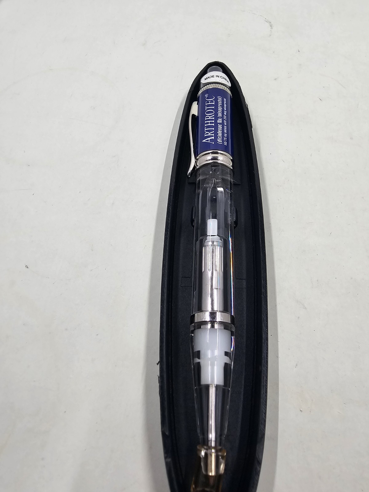Vintage Ball Point Pen w Black Case