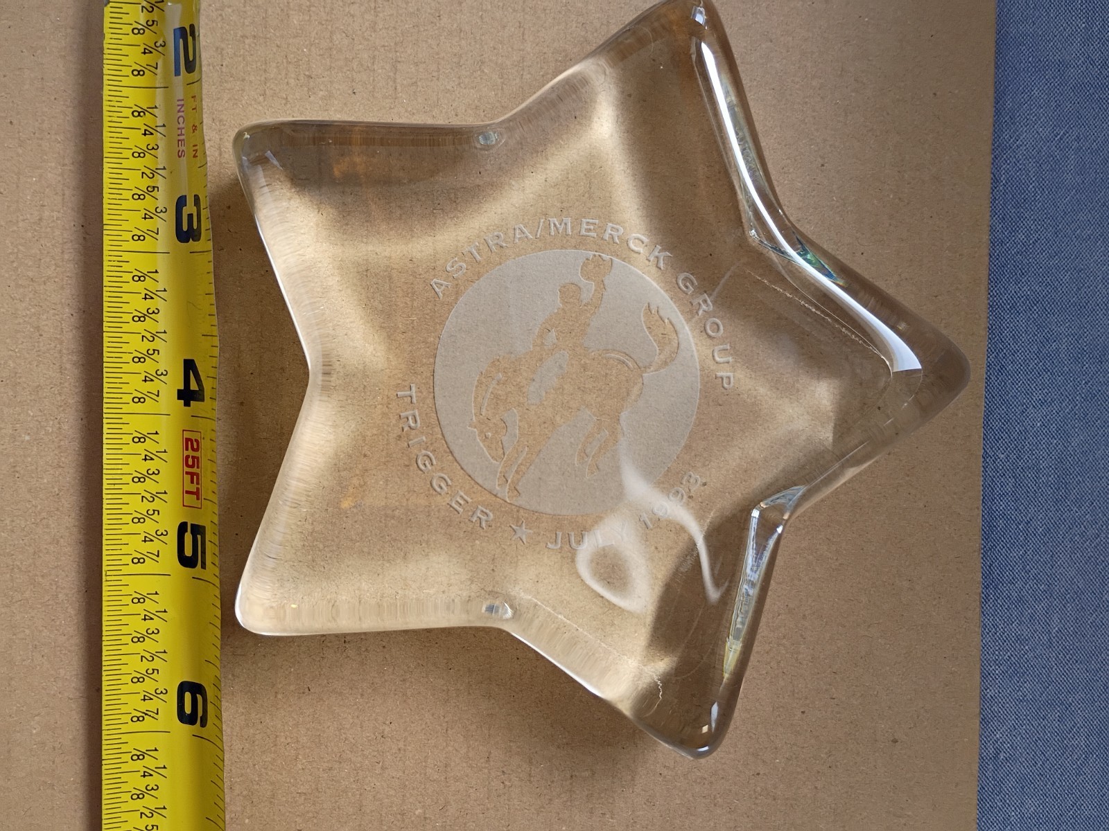 ASTRA/MERCK Drug Rep Crystal Glass Star Paper Weight “Trigger July 1993”