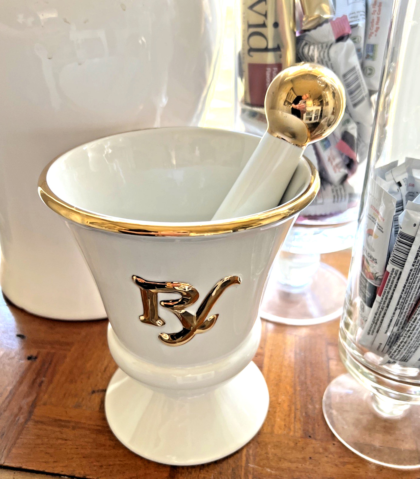 VTG. RX OWENS ILLINOIS PHARMACY MORTAR & PESTLE / GOLD GILDING APOTHECARY PIECE