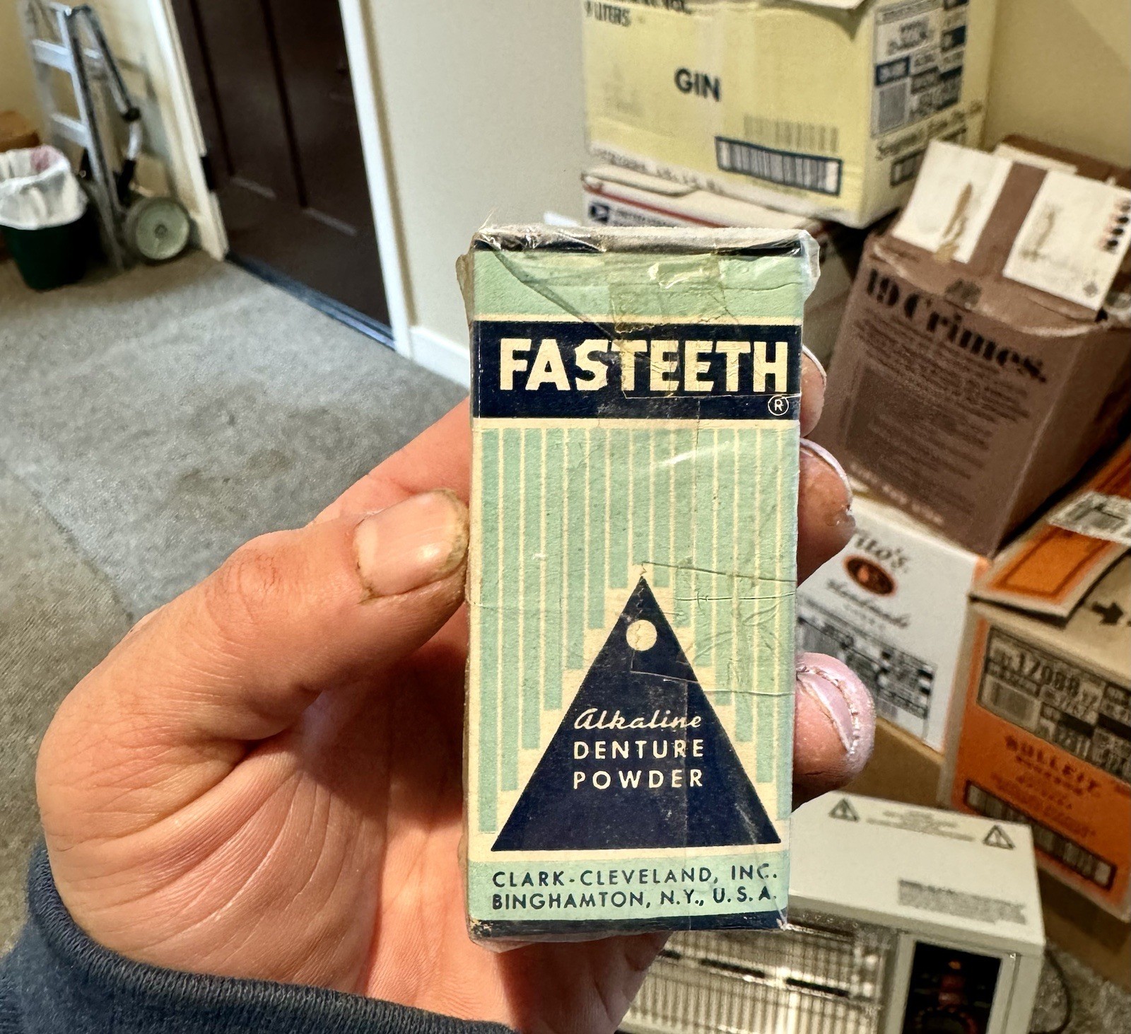 Fasteeth Alkaline Denture Powder Clark Cleveland Inc Binghamton NY Vintage Box