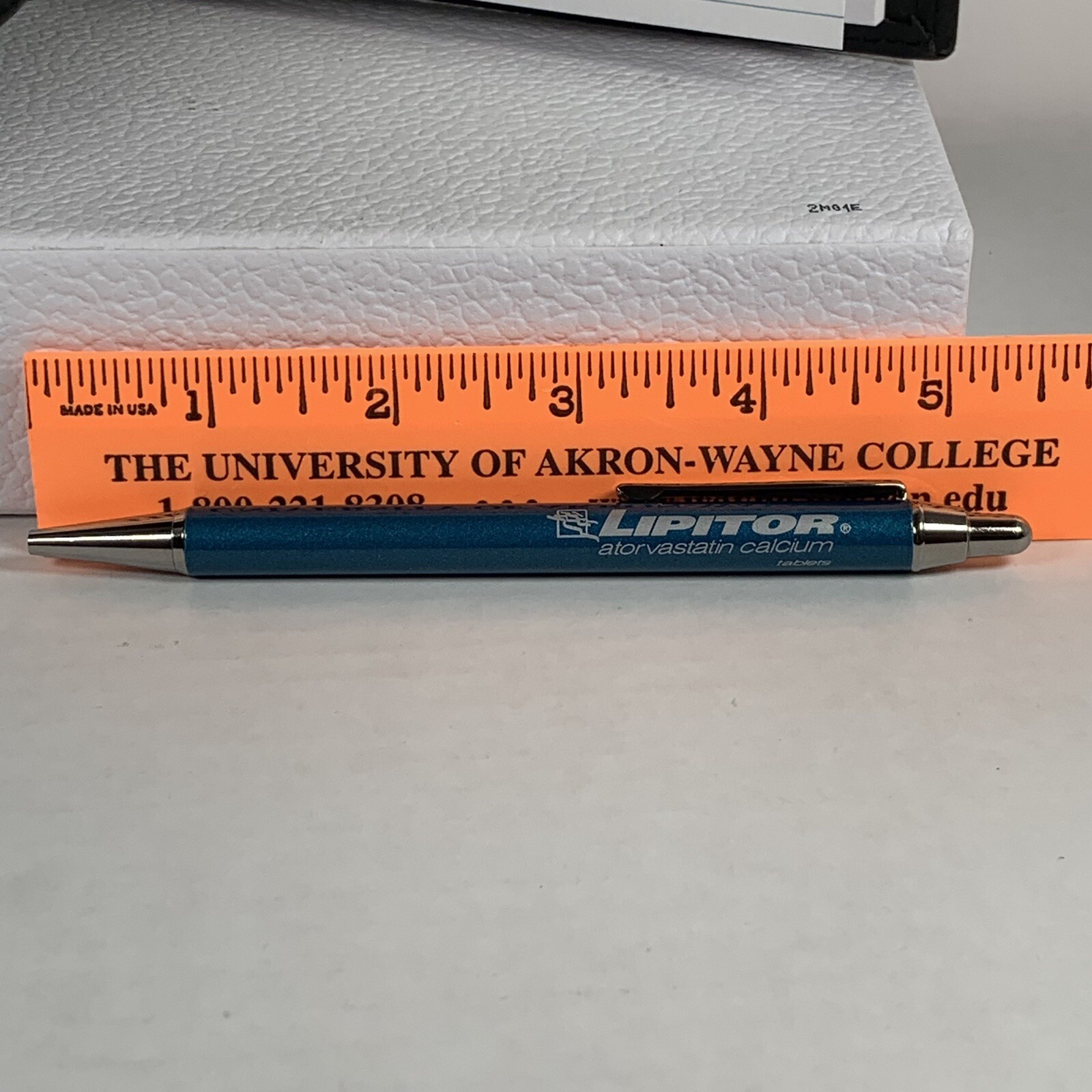 Drug Rep Pharmaceutical Promo Advertising Lipitor Black Notebook With Pen 6×8.25