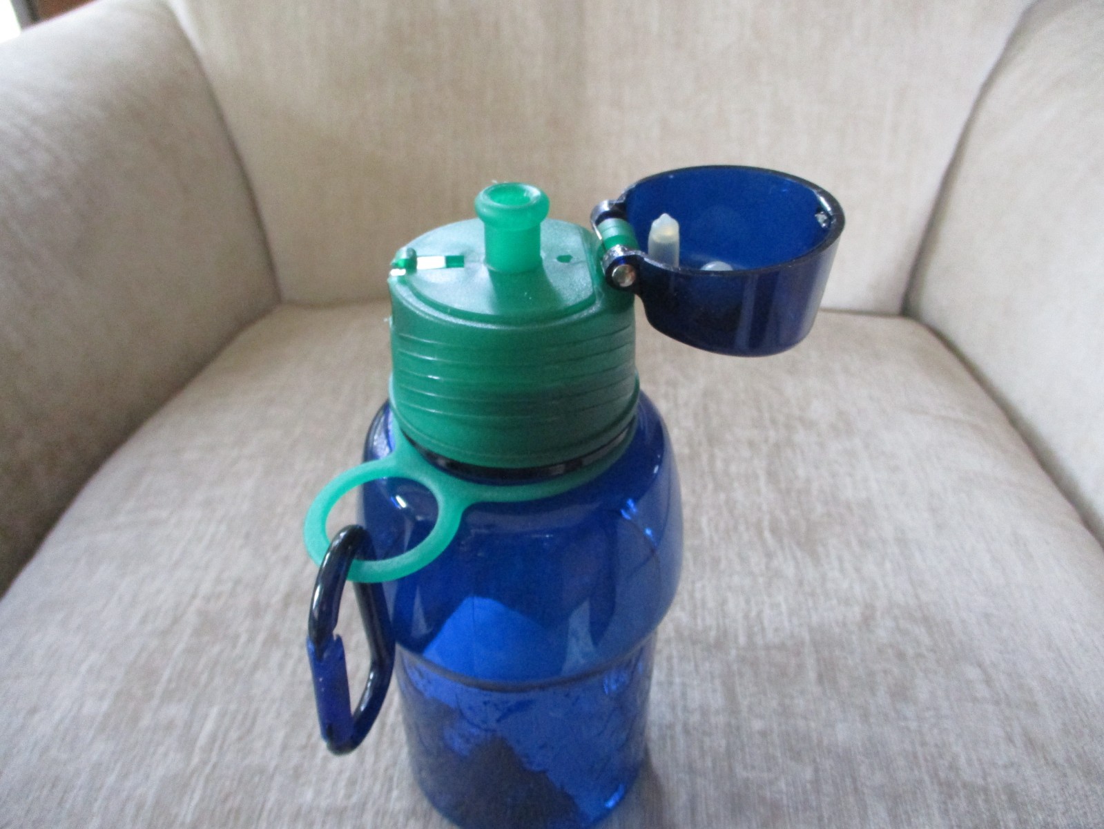 New Blue Rhinocort Pharmaceutical Water Bottle Drug Rep Collectible
