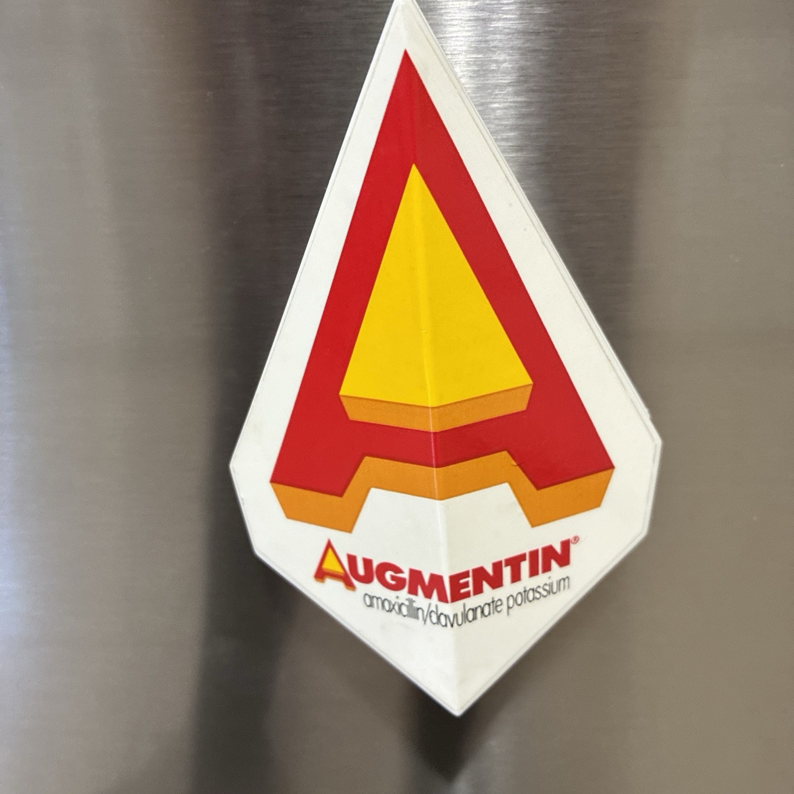 Rare Vintage Pharmaceutical Medical Refrigerator Magnet Holder Paper Clip