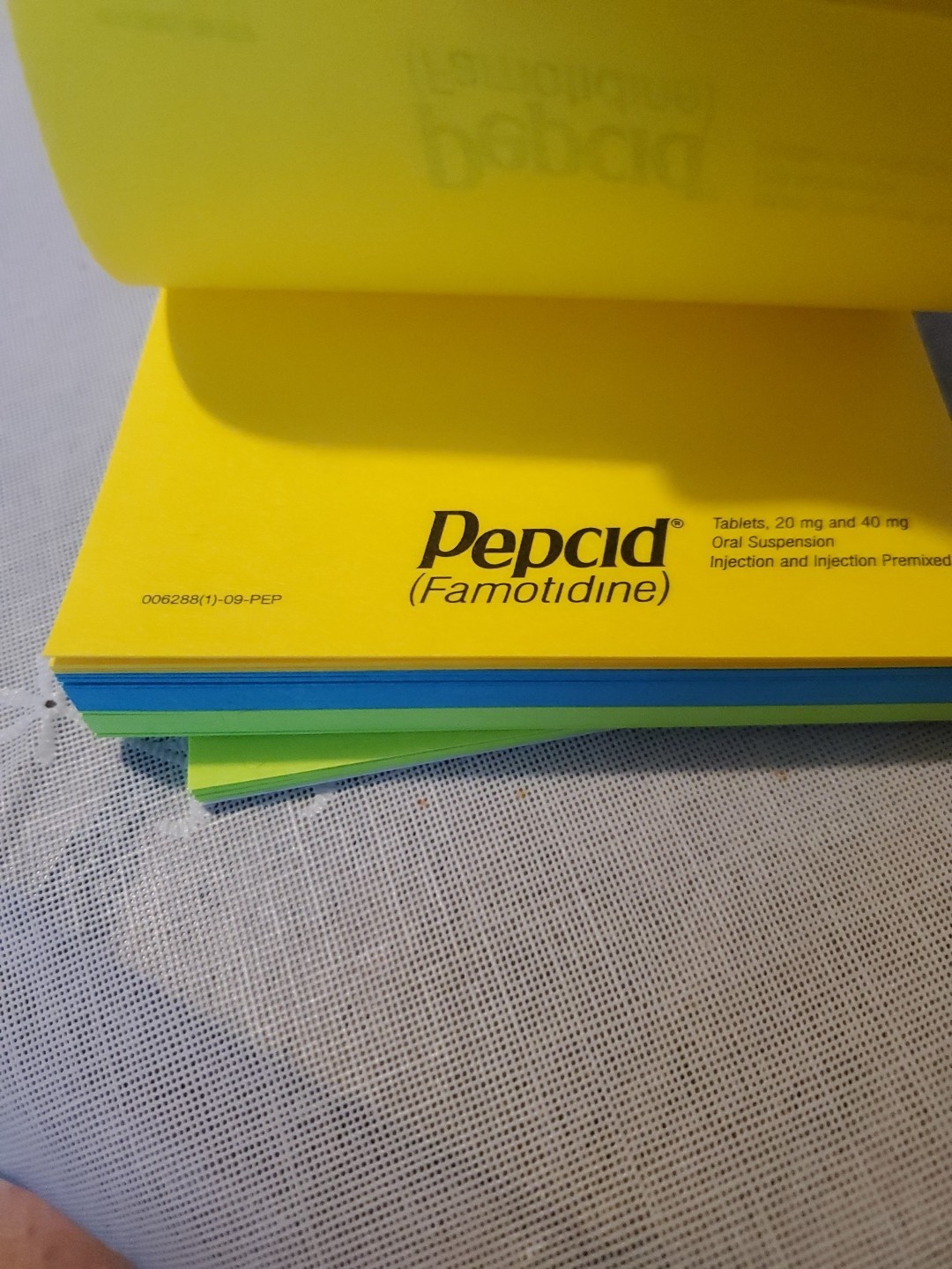 VTG Pepcid E-See Tac Note Pad Multi Color Rainbow Edge Drug Rep Swag Merck Cube