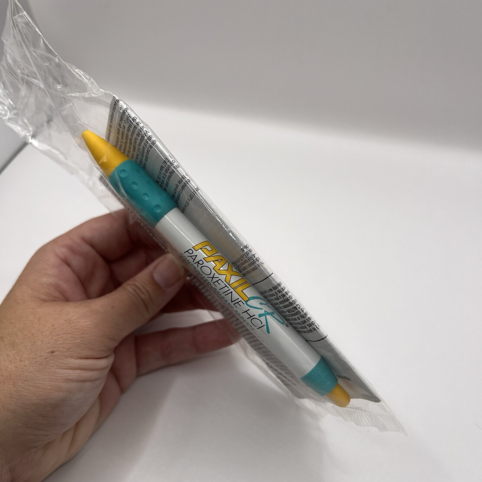 2 VTG PAXIL CR Pharmaceutical Drug Rep Pen Advertising Collectibles One NIP