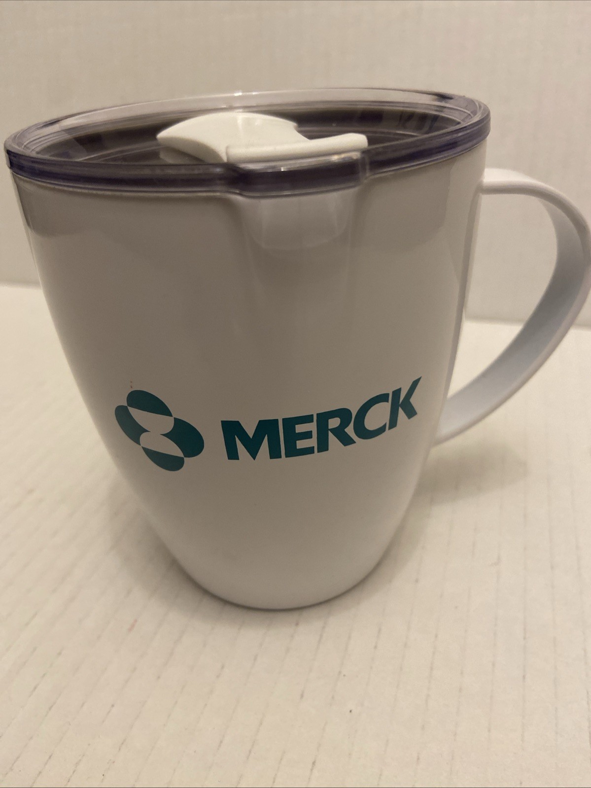 Merck Pharmaceutical Branded White Hot Cold Drinking C Handle Mug 12 oz/355 ml.