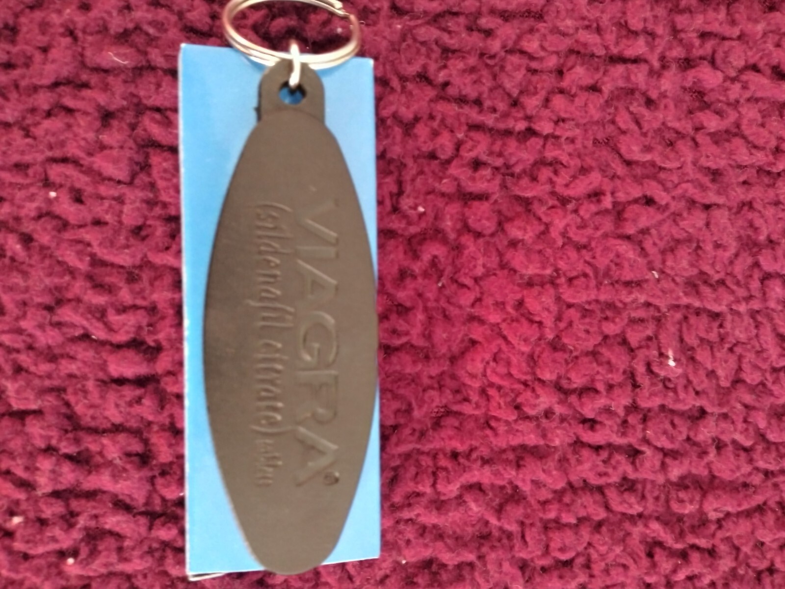 Viagra Pharmaceutical Drug Repr Collectibles Keychain, Pill Holder, light.