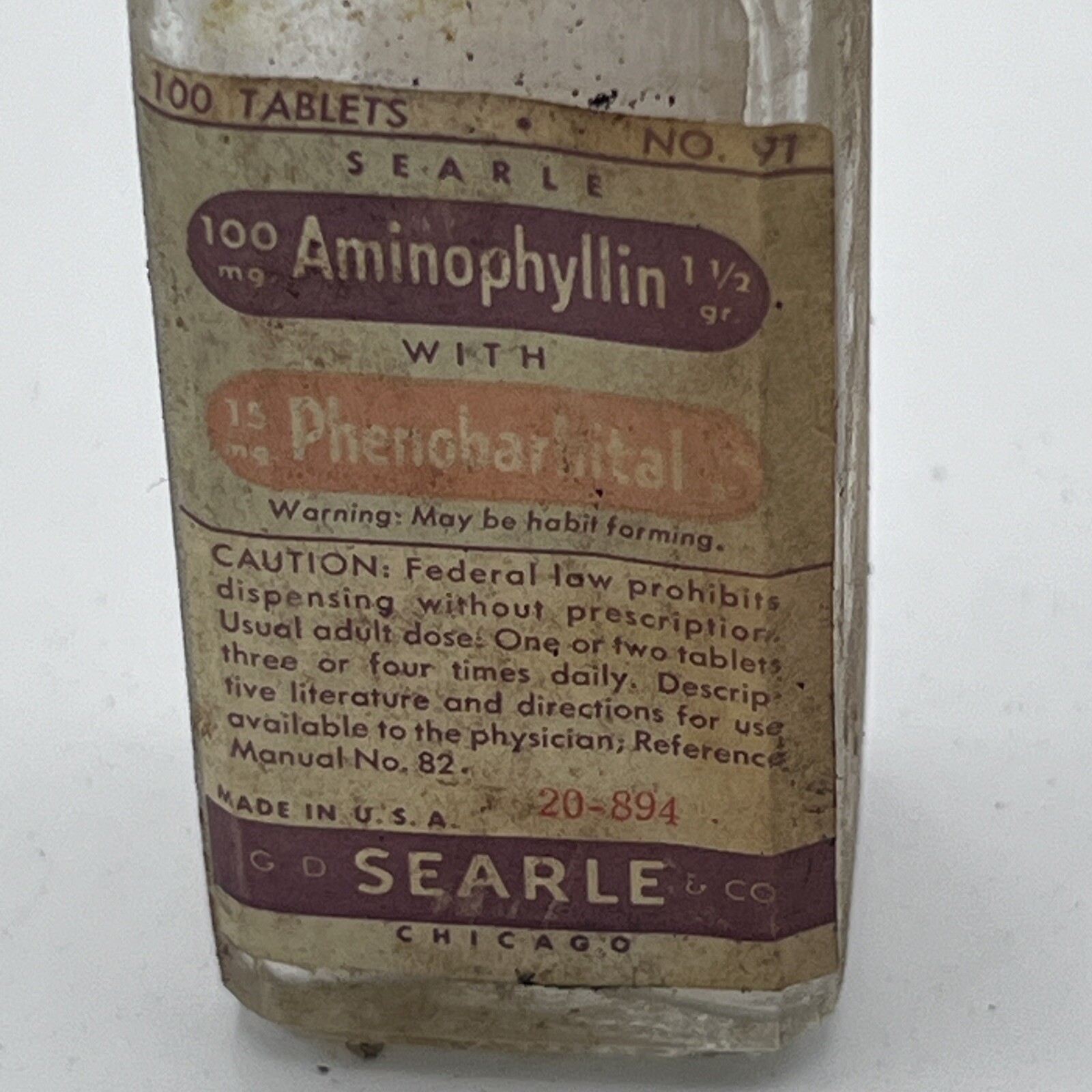 Vintage Glass Medicine Bottle G.D Searle & Co. Aminophyllin 100 tablet empty