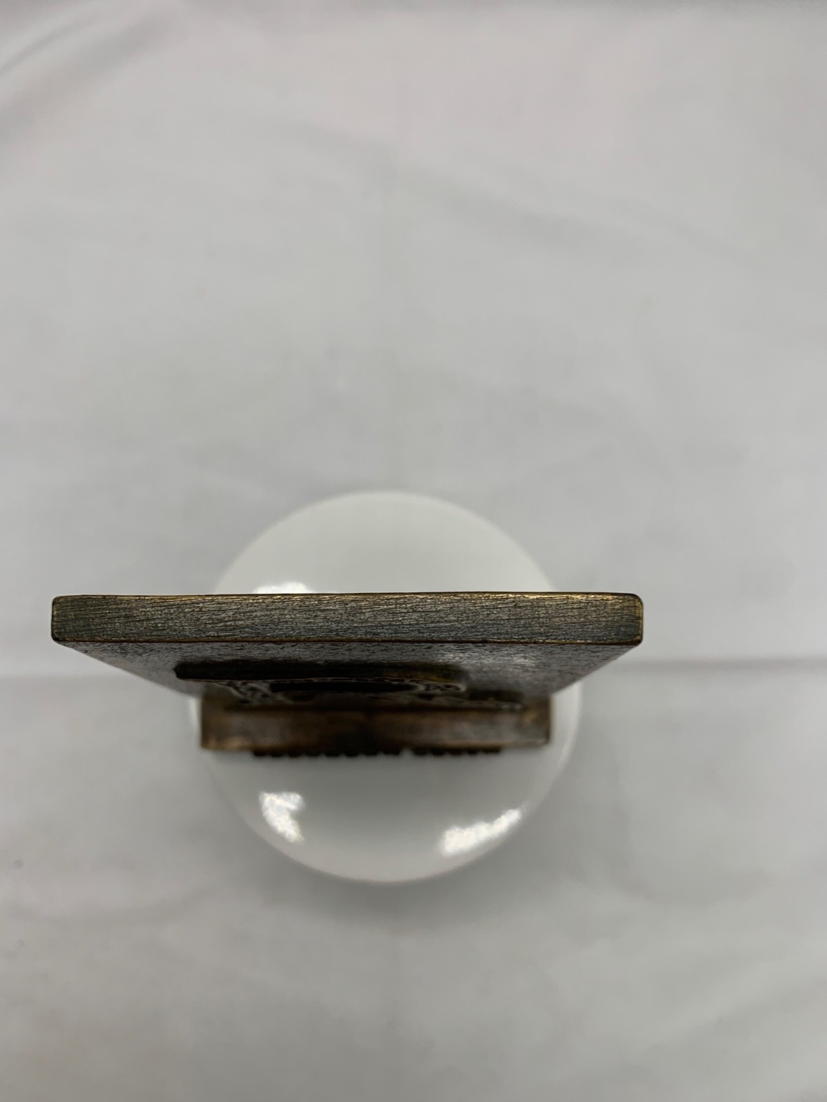 Brass Secundum Artem 1976 Plaque Paperweight With Decorative “R” Design