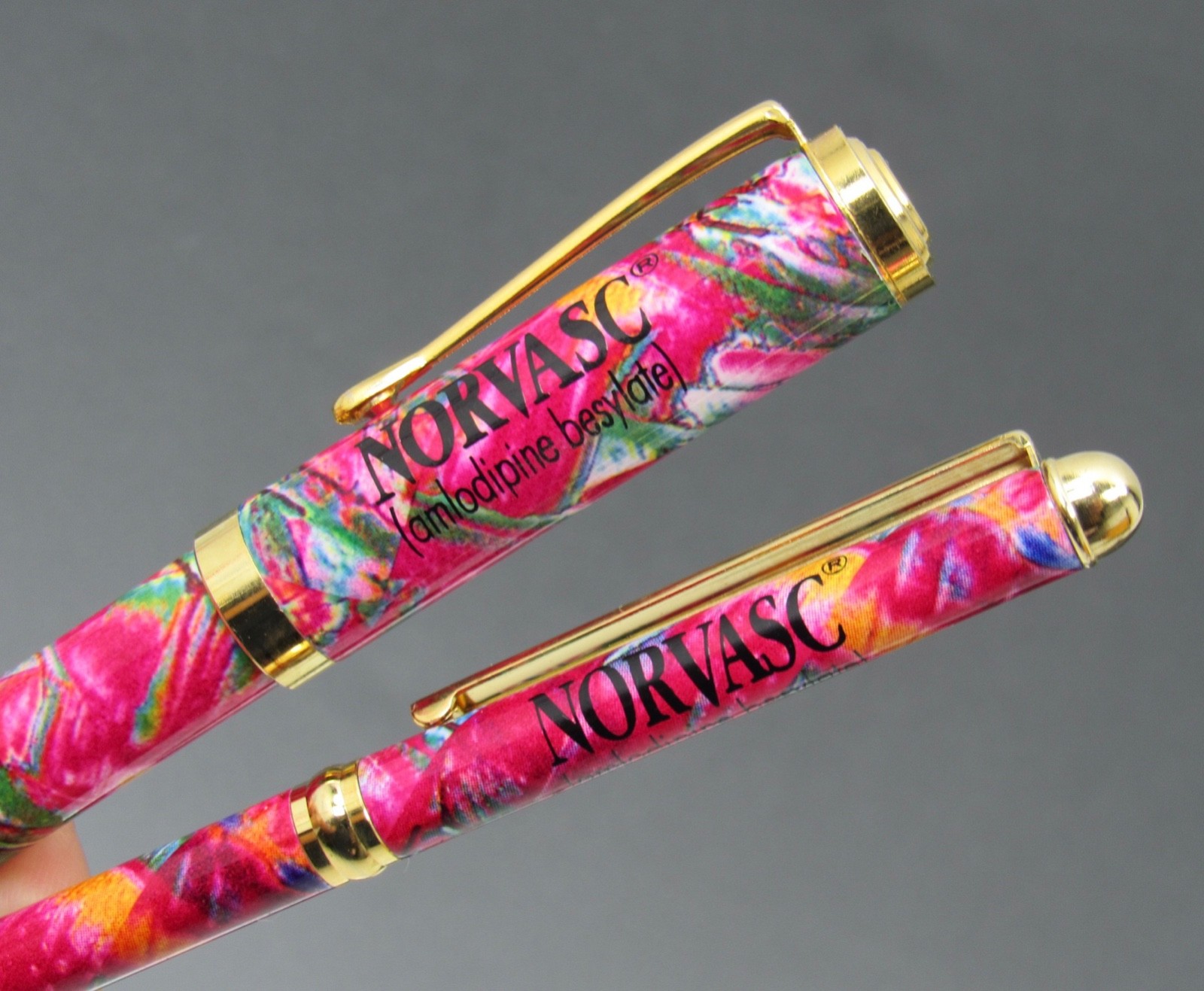 Unique Colorful Norvasc Metal PENS Drug Rep Pharmaceutical Advertising Lot of 2