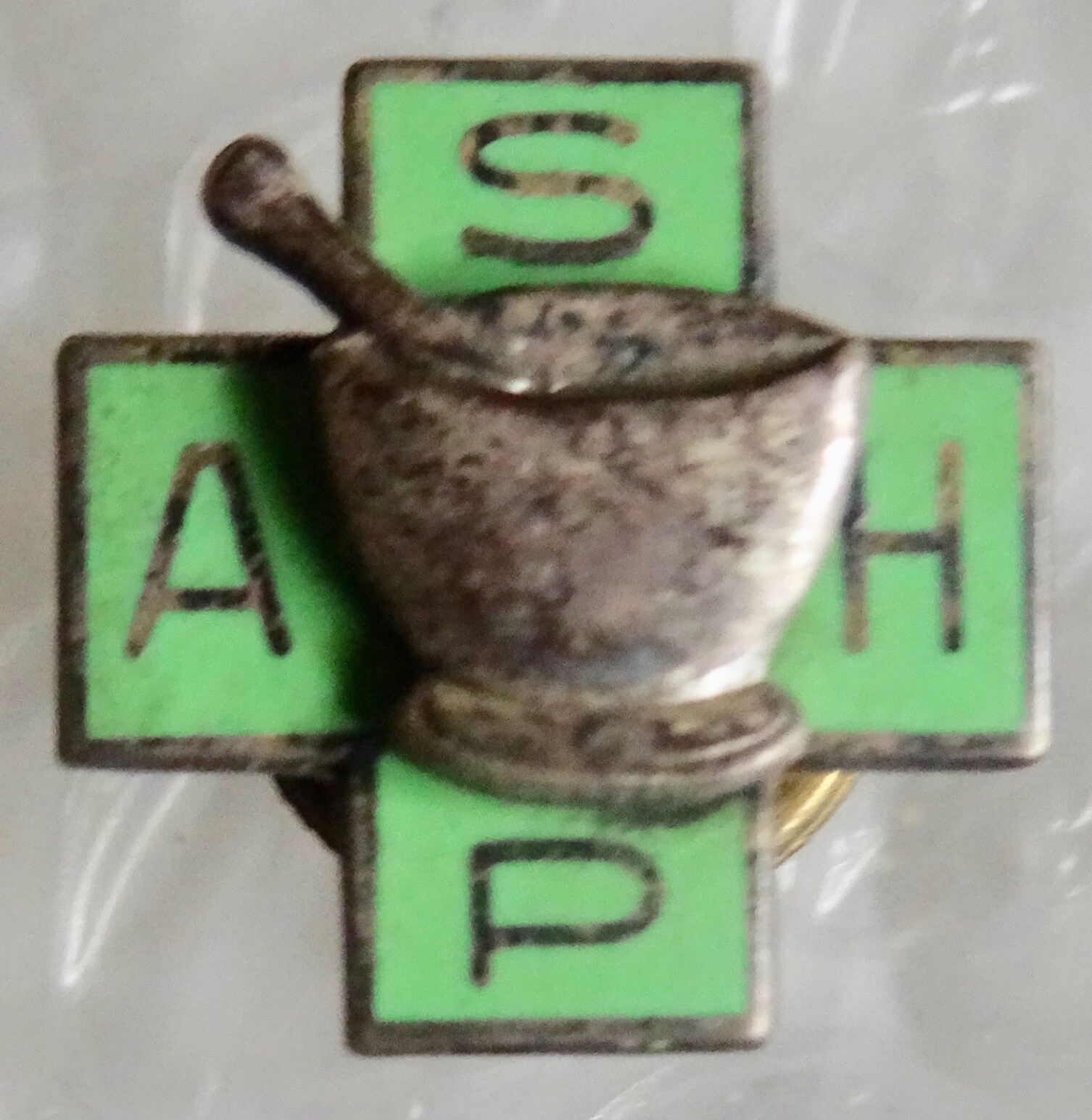 pHARMACISTS AMERICAN SOCIETY HEALTH JEWELRY & DRUGGIST BOTTLE MEDICINE neocurio