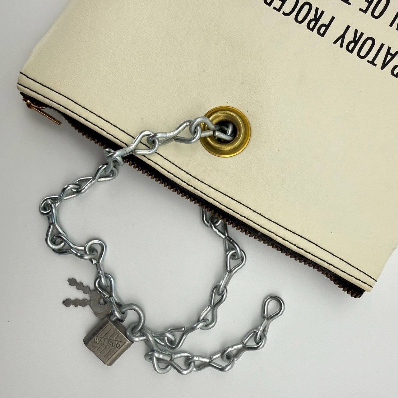 Vintage Upjohn Laboratory Specimen Pouch w/ Chain & Lock – Medical History
