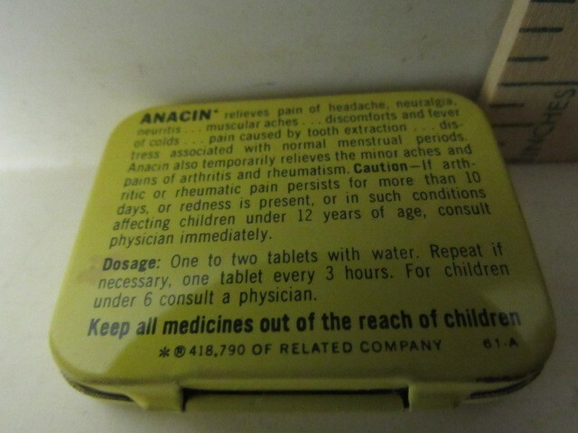 Vtg. Anacin Brand Small Aspirin Tin