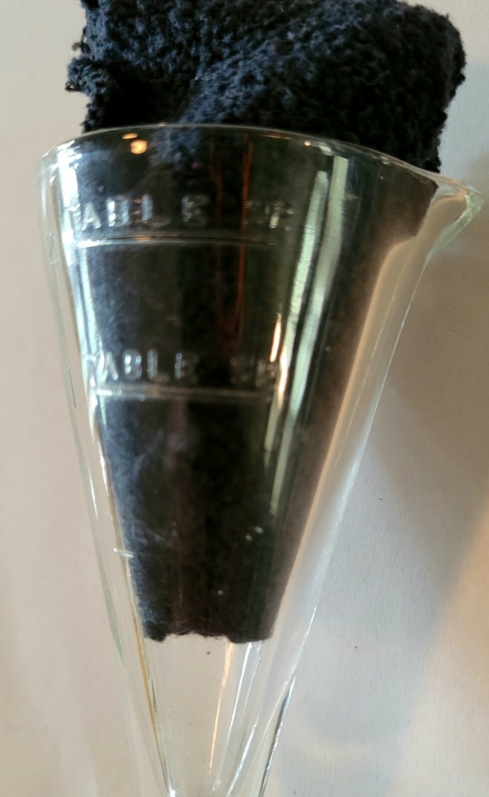 Vintage GLASS ZONITE 2 TABLESPOON APOTHECARY MEASURING BEAKER W/ SPOUT 3 1/2″