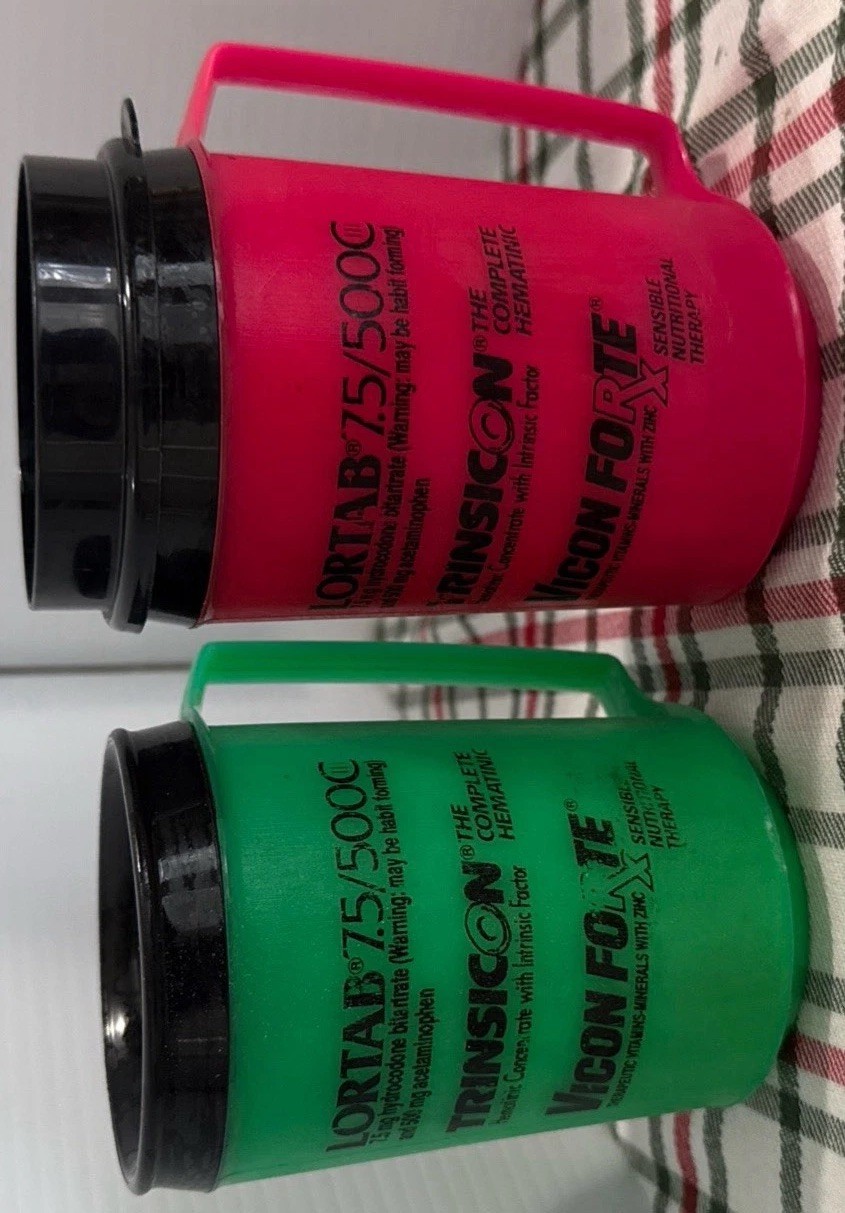 (2) Lortab 7.5/500C Drug Aladdin Insulated Cups “May Be Habit Forming”