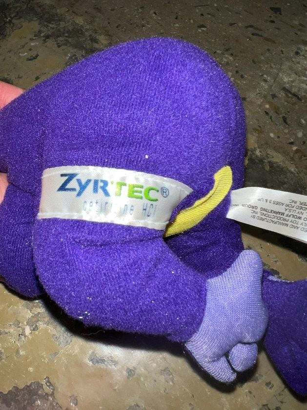 Zyrtec Purple Gorilla Plush 8.5 Inch Pharma Drug Rep 2000 Stuffed Animal Toy